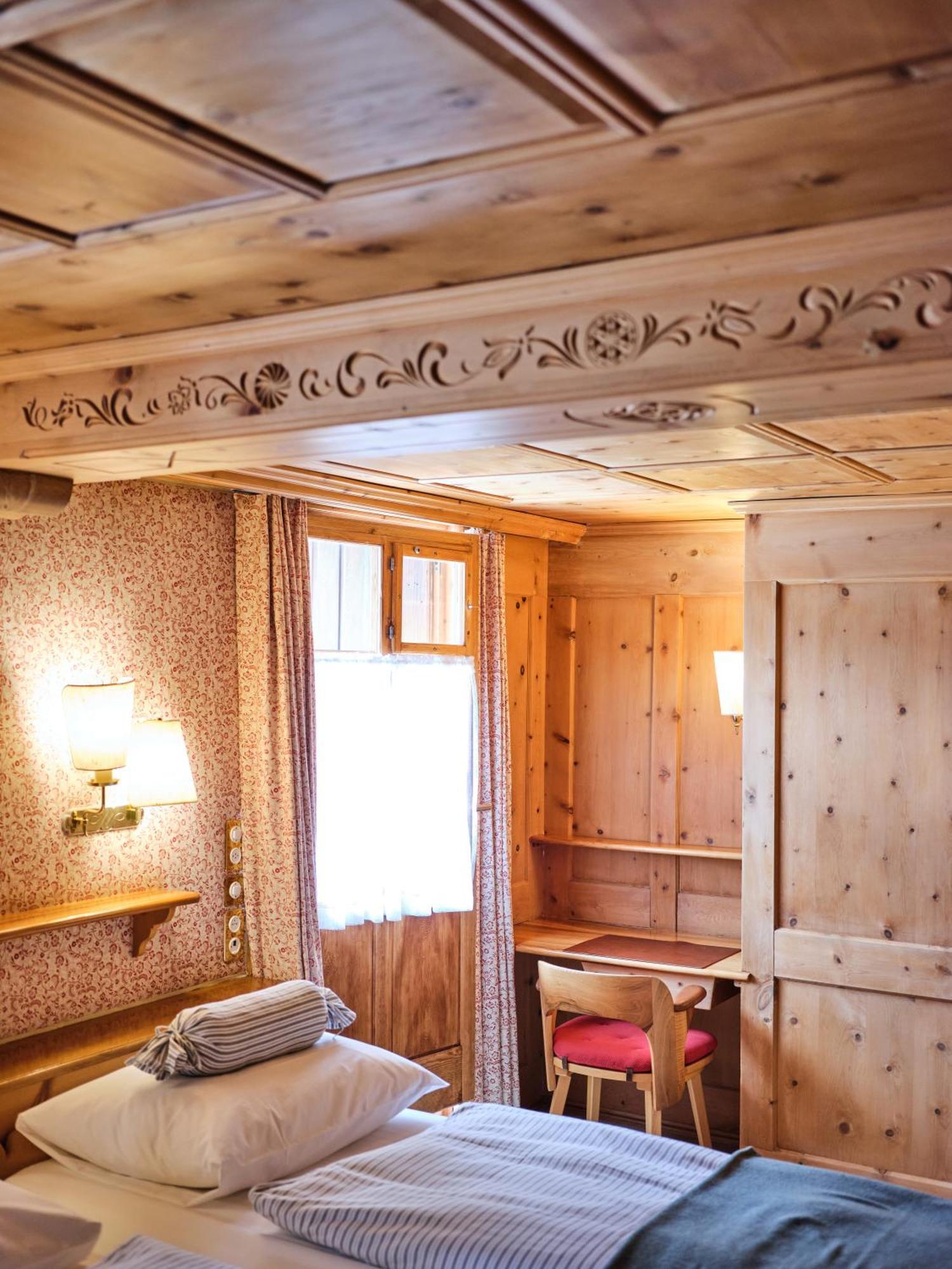 Hotel Chesa Grischuna Klosters-Serneus Exterior foto